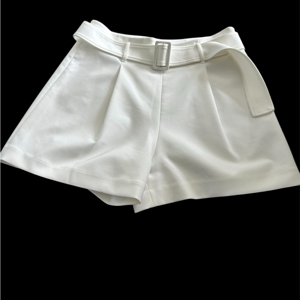 Women's White Belted Shorts